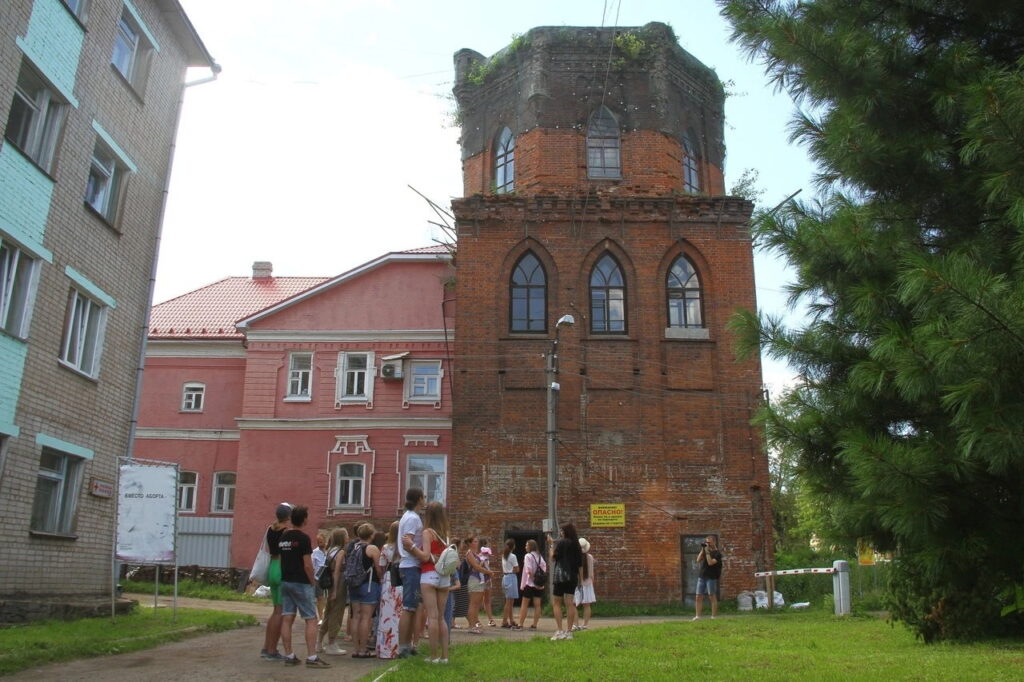 Экскурсия в Башне